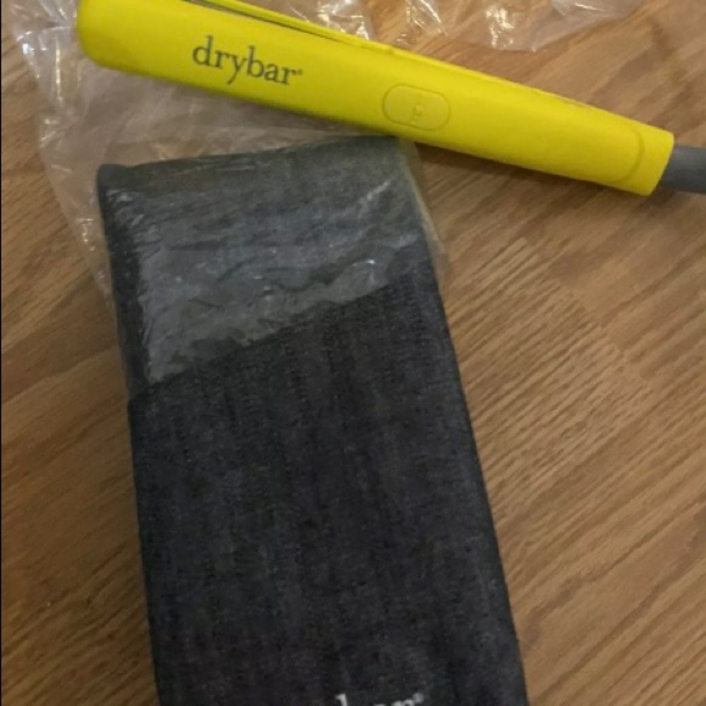 Drybar travel mini flat iron